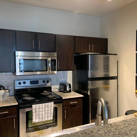 Newly Furnished 1Br Apartment W/ Hermann Park View Houston Bagian luar foto