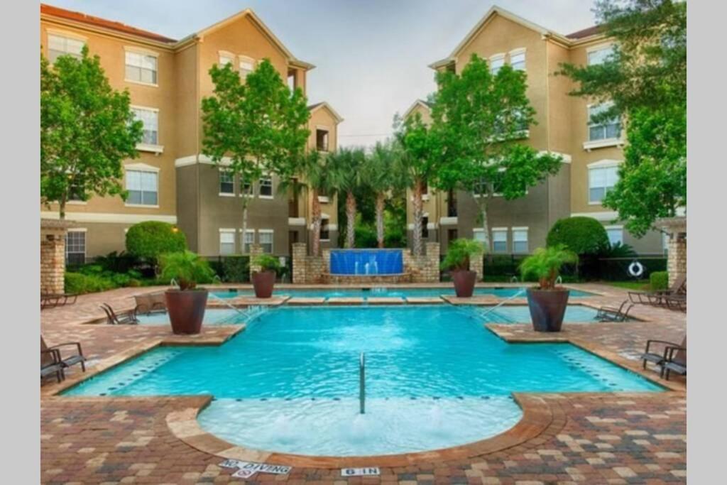Newly Furnished 1Br Apartment W/ Hermann Park View Houston Bagian luar foto