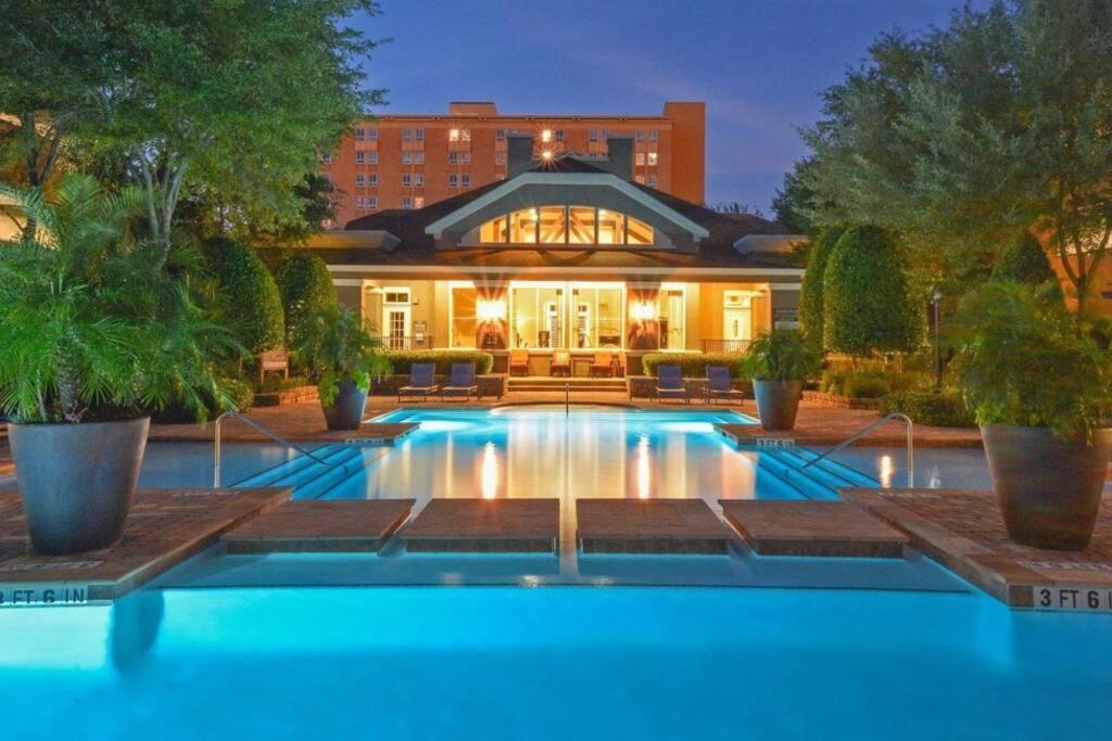 Newly Furnished 1Br Apartment W/ Hermann Park View Houston Bagian luar foto