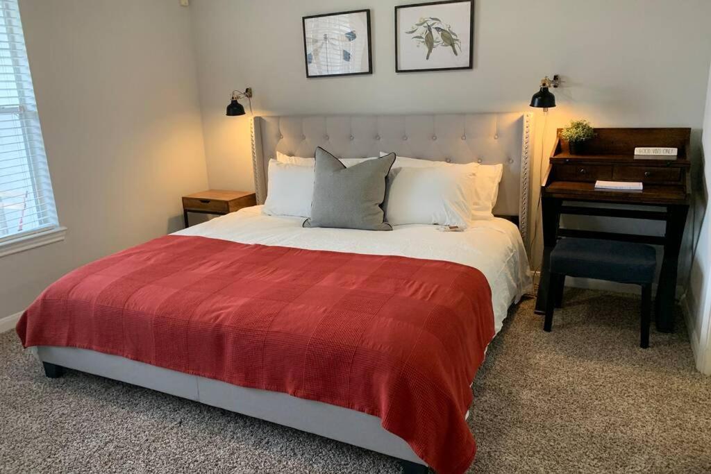 Newly Furnished 1Br Apartment W/ Hermann Park View Houston Bagian luar foto