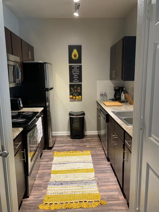 Newly Furnished 1Br Apartment W/ Hermann Park View Houston Bagian luar foto